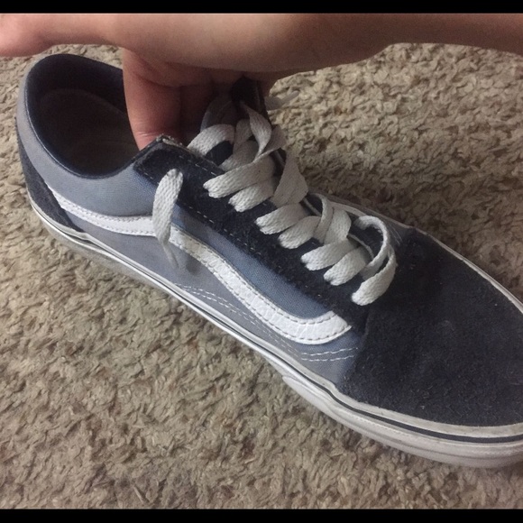 Vans - Picture 3 of 3